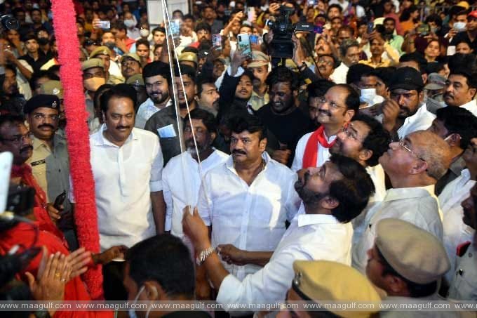 కన్నులపండువగా సినీ కార్మికోత్సవం